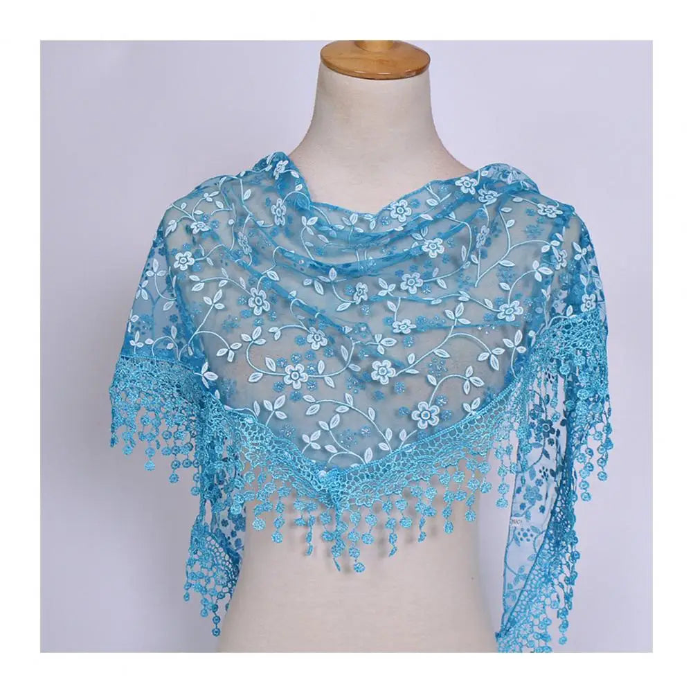 Women Lace Scarf Tassel Design Sunscreen Scarf Flower Pattern Church Triangle Scarf Prayer Shawl Headscarf Wedding Veils