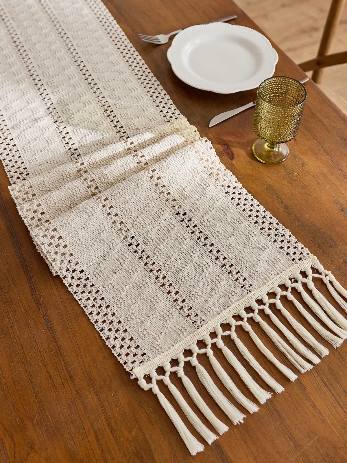 1pc Beige Boho Table Runner with Tassels Hand Woven Cotton Table Runner Rustic Farmhouse Table Runners for Kitchen Dining  Table